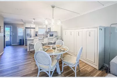 845 Benjamin Franklin Drive #202, Sarasota, FL 34236 - Photo 13