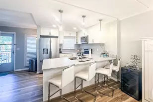 845 Benjamin Franklin Dr, Sarasota, FL 34236 - Photo 7