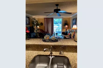 2740 Coconut Bay Ln #3112 (1H), Sarasota, FL 34237 - Photo 3