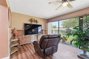 7101 Fairway Bend Cir, Sarasota, FL 34243 - Photo 15