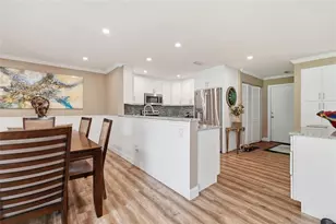 7101 Fairway Bend Cir, Sarasota, FL 34243 - Photo 25