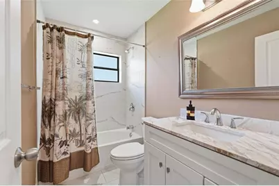 7101 Fairway Bend Circle, Sarasota, FL 34243 - Photo 27