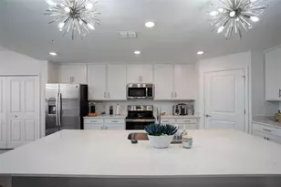 12440 Wellen Golf St, Venice, FL 34293 - Photo 11