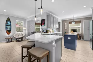 5439 Cartagena Dr, Sarasota, FL 34233 - Photo 11