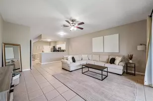 2819 Conch Hollow Dr, Brandon, FL 33511 - Photo 13