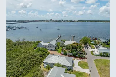310 13th Avenue W, Palmetto, FL 34221 - Photo 37