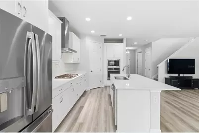 14806 Summer Branch Drive, Lithia, FL 33547 - Photo 13