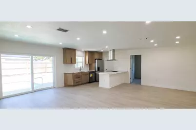 4018 29th Avenue W, Bradenton, FL 34205 - Photo 9