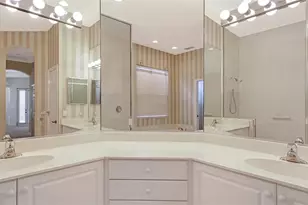 7134 Whitemarsh Cir, Lakewood Ranch, FL 34202 - Photo 39