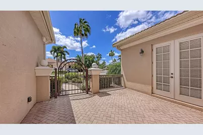 7134 Whitemarsh Circle, Lakewood Ranch, FL 34202 - Photo 7