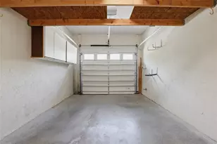 5588 Golf Pointe Dr, Sarasota, FL 34243 - Photo 39