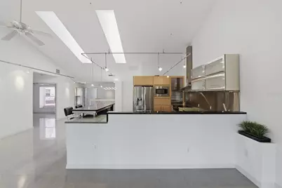 5588 Golf Pointe Drive #1, Sarasota, FL 34243 - Photo 15