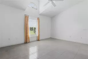 5588 Golf Pointe Dr, Sarasota, FL 34243 - Photo 25