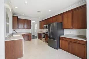 7860 Atwood Dr, Wesley Chapel, FL 33545 - Photo 11