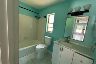1031 30th Ave E, Bradenton, FL 34208 - Photo 33