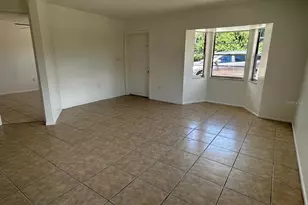 1031 30th Ave E, Bradenton, FL 34208 - Photo 9