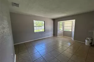 1031 30th Ave E, Bradenton, FL 34208 - Photo 25