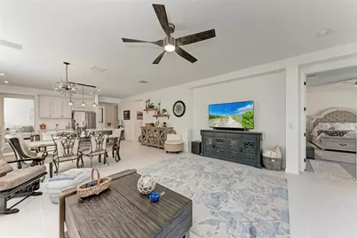 10010 Buckman Halls Drive, Palmetto, FL 34221 - Photo 15