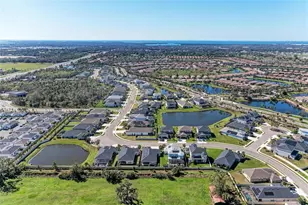 10010 Buckman Halls Dr, Palmetto, FL 34221 - Photo 63