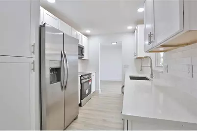 2834 Hardee Drive, Sarasota, FL 34231 - Photo 3