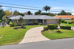 353 S Shore Dr, Osprey, FL 34229 - Photo 9