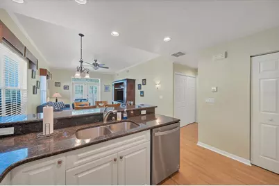 3604 54th Drive W #104, Bradenton, FL 34210 - Photo 9