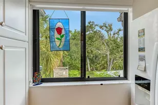 1611 Clower Creek Dr, Sarasota, FL 34231 - Photo 25