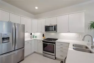 12294 Myrtle Bay Ct, Sarasota, FL 34238 - Photo 9