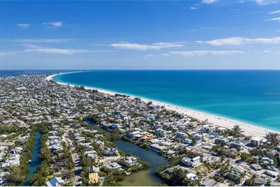 406 N Shore Drive, Anna Maria, FL 34216 - Photo 11