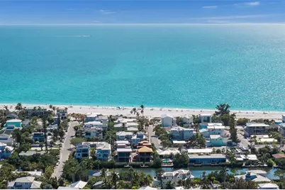 406 N Shore Drive, Anna Maria, FL 34216 - Photo 9