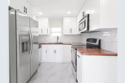 130 Virginia Court, Englewood, FL 34223 - Photo 17