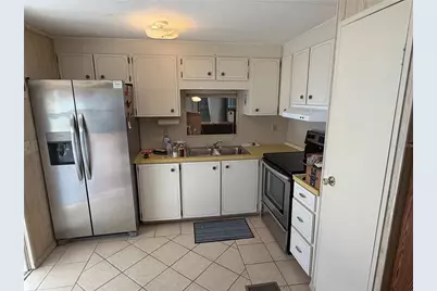 5619 Bayshore Rd #126, Palmetto, FL 34221 - Photo 7