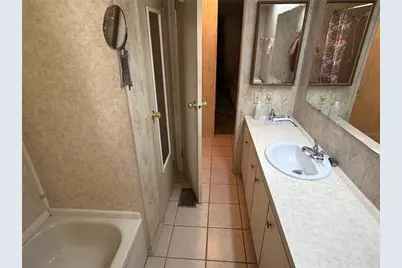 5619 Bayshore Rd #126, Palmetto, FL 34221 - Photo 19