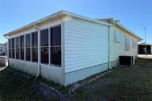 5619 Bayshore Rd, Palmetto, FL 34221 - Photo 35