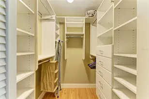 221 Lookout Point Dr, Osprey, FL 34229 - Photo 5