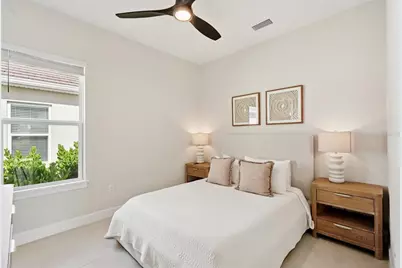 16415 Isola Place, Lakewood Ranch, FL 34211 - Photo 15