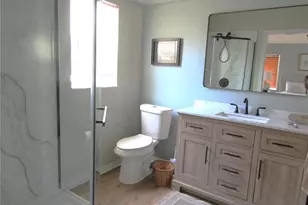 5643 Monte Rosso Rd, Sarasota, FL 34243 - Photo 17