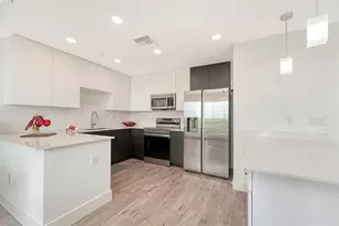 1709 N Tamiami Trl, Sarasota, FL 34234 - Photo 5