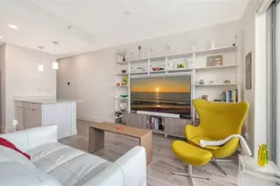 1709 N Tamiami Trl, Sarasota, FL 34234 - Photo 7