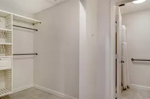 6467 Carrington Cir, Sarasota, FL 34238 - Photo 31