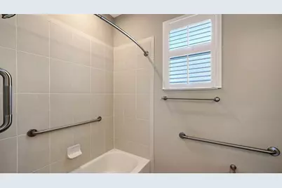 7702 Rio Bella Place, Bradenton, FL 34201 - Photo 31