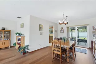 2205 71st St W, Bradenton, FL 34209 - Photo 7