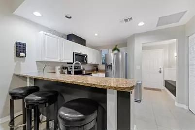 3604 54th Drive W #203, Bradenton, FL 34210 - Photo 5