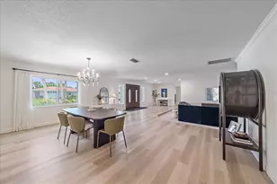 1734 Riviera Cir, Sarasota, FL 34232 - Photo 13