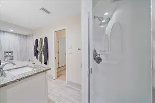 1734 Riviera Cir, Sarasota, FL 34232 - Photo 25