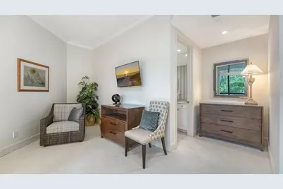 1281 Gulf Of Mexico Drive #111, Longboat Key, FL 34228 - Photo 27