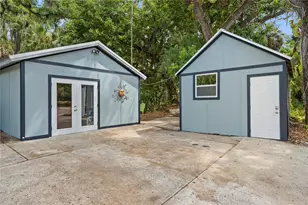 1335 40th St, Sarasota, FL 34234 - Photo 37