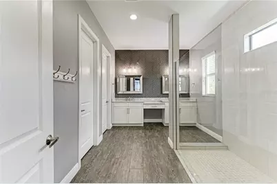 8969 Bernini Place, Sarasota, FL 34240 - Photo 15