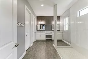 8969 Bernini Pl, Sarasota, FL 34240 - Photo 15