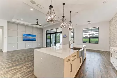 8969 Bernini Place, Sarasota, FL 34240 - Photo 7